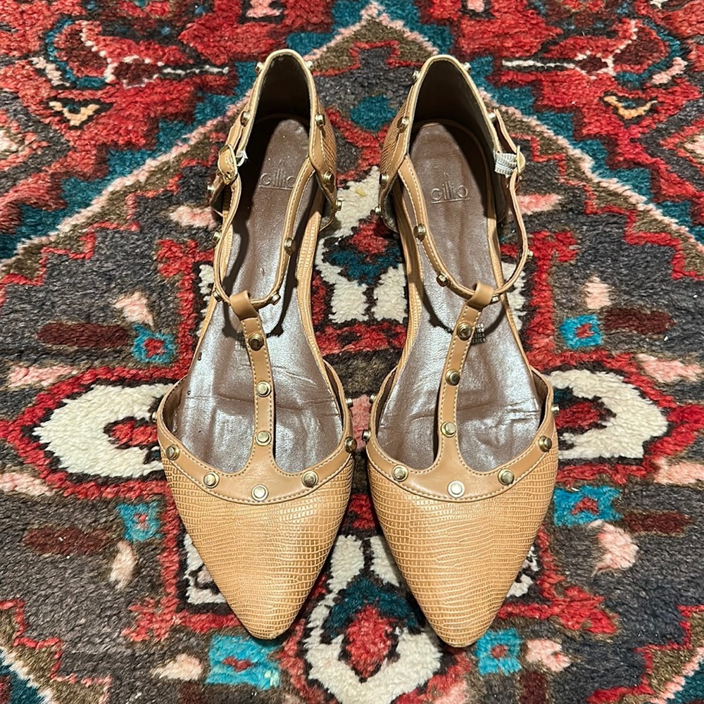 Tan Brown Studded T-bar Flat Pointed Toe Shoes Women’s 9